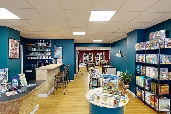 bar, verres, bouteilles, étagères, jeux de société