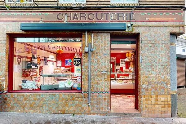 Devanture de boucherie charcuterie en briques