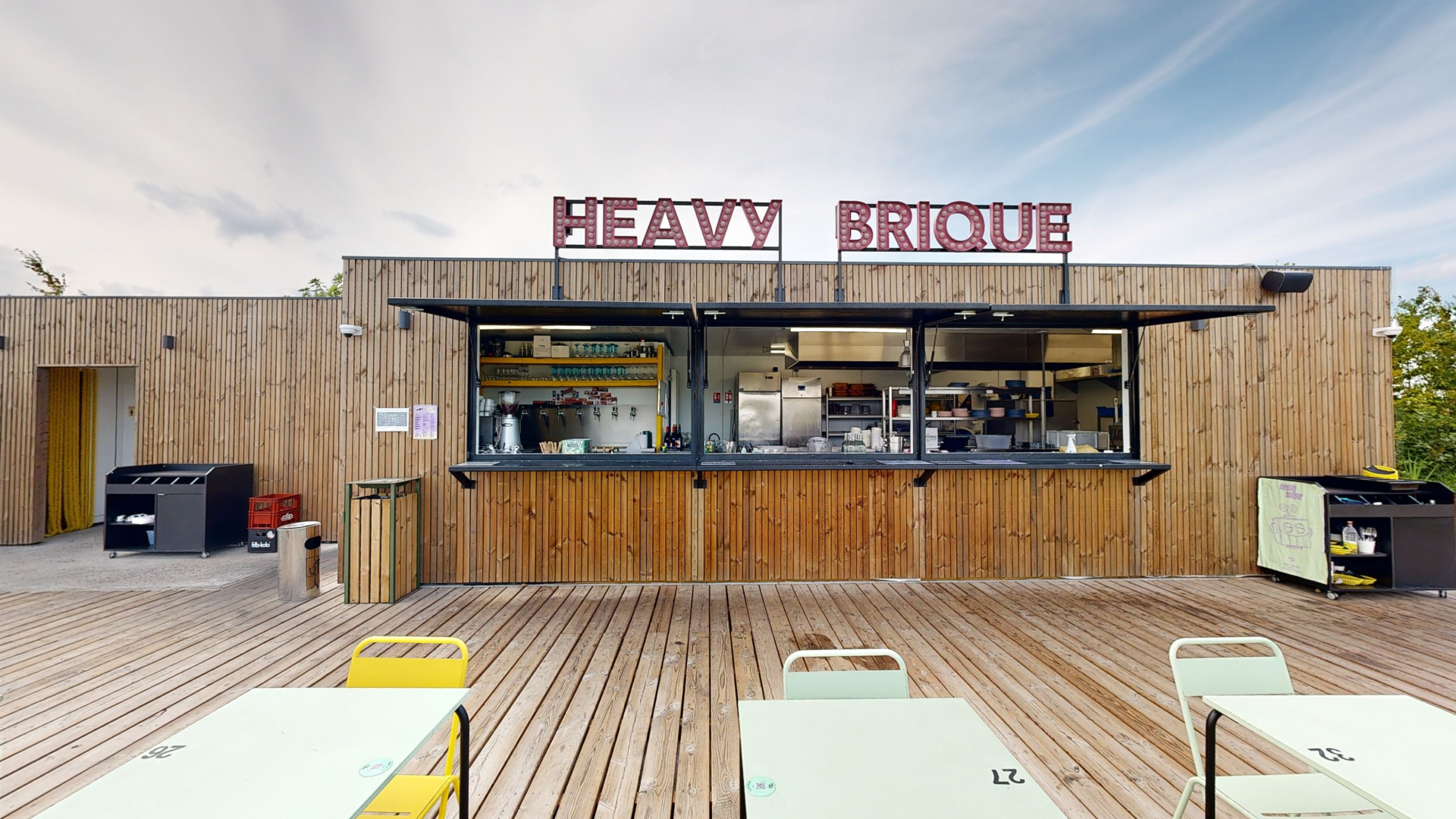 Heavy Brique – Rooftop
